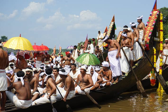 onam festival snake boat race of aranmula mathini travel onam festival snake boat race of